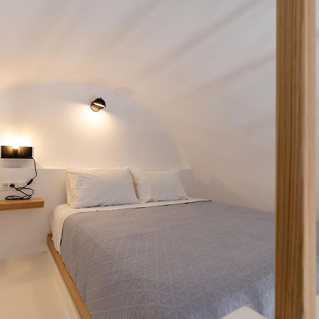 Louis Studios Santorini Kamári Buitenkant foto