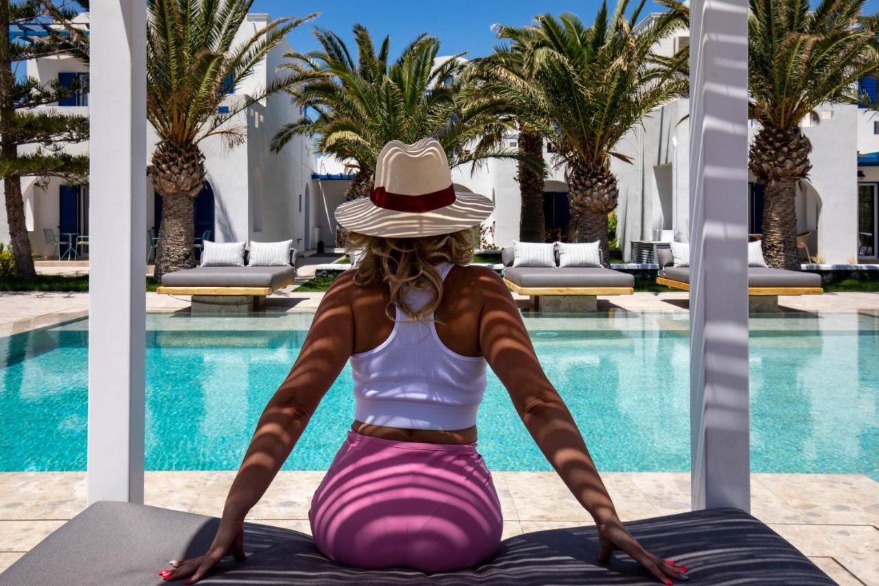 Louis Studios Santorini Kamári Buitenkant foto