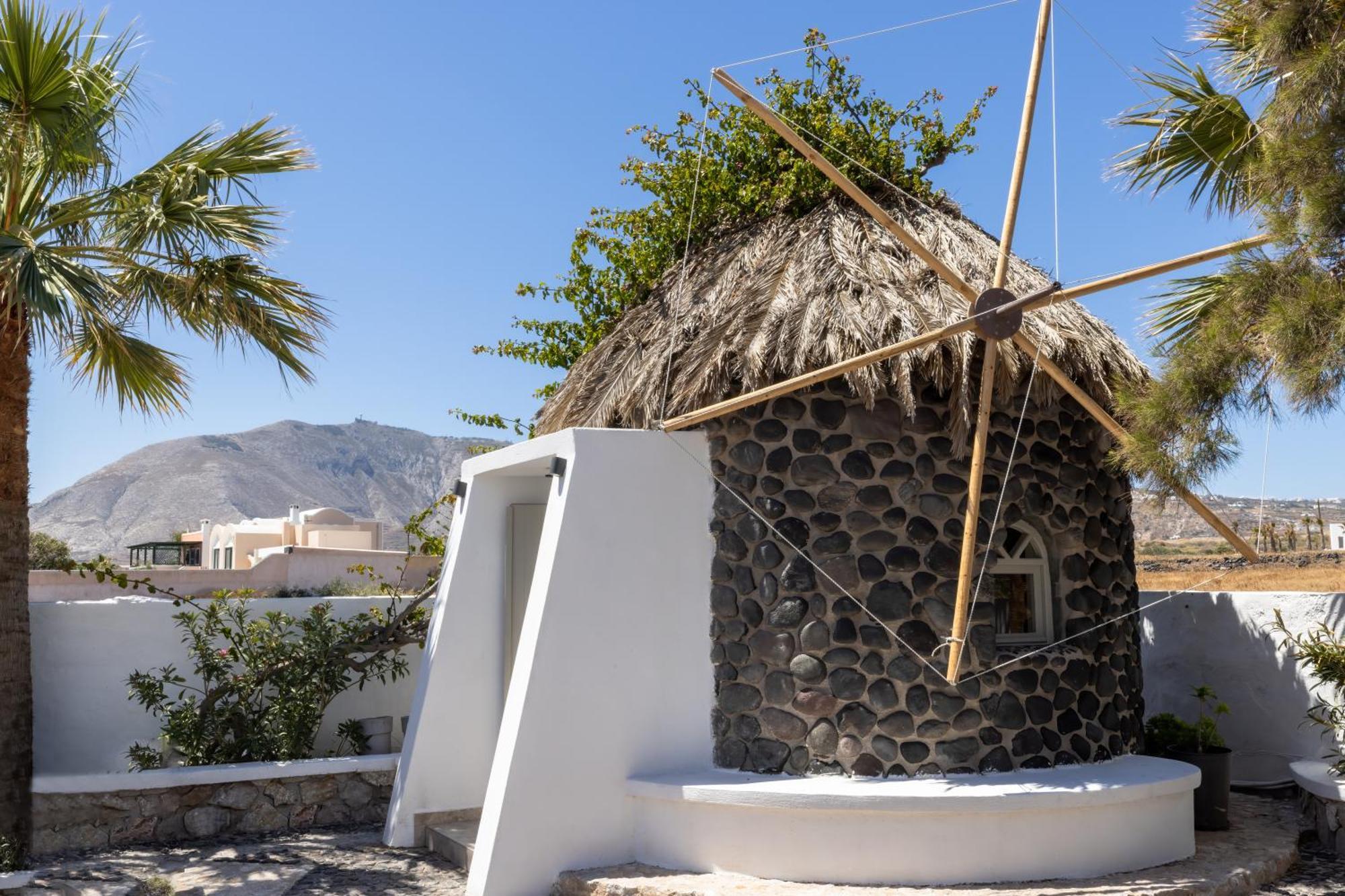Louis Studios Santorini Kamári Buitenkant foto