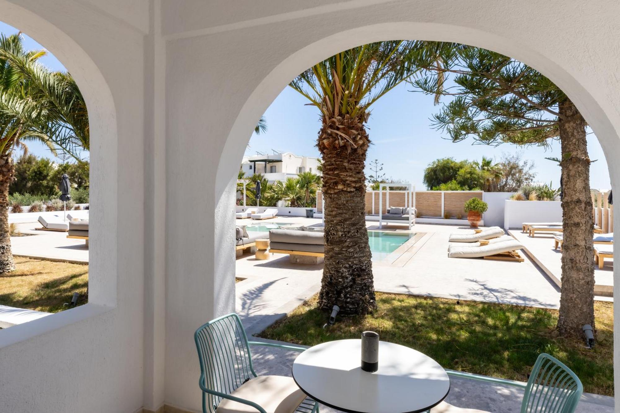 Louis Studios Santorini Kamári Buitenkant foto