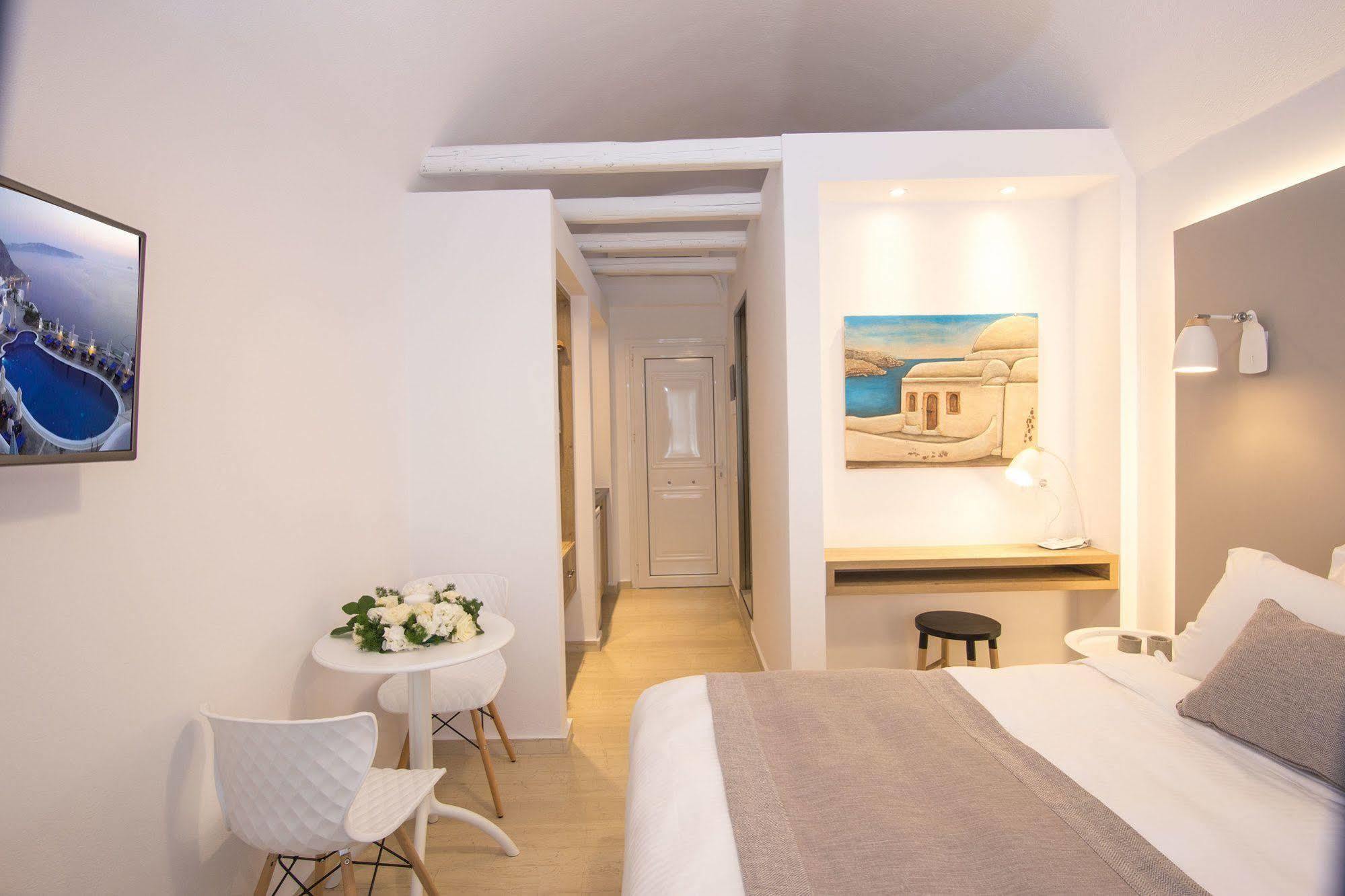 Louis Studios Santorini Kamári Buitenkant foto